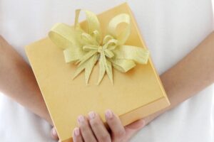 ใช้บริการห้องเก็บของ เพื่อซ่อนของขวัญ